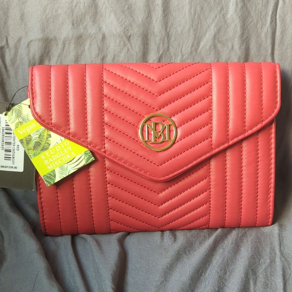 Badgley Mischka V Quilting Center Crossbody, Red
